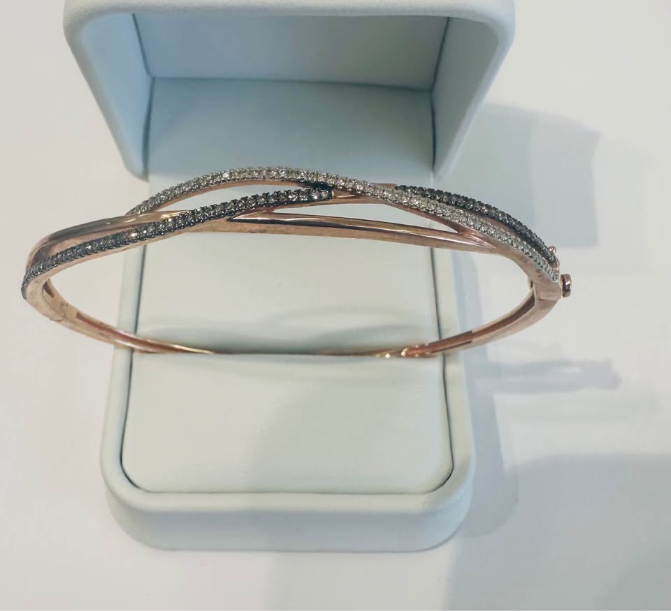 0.50 CTW Champagne and White Diamond Crossover Bangle in 10K Rose Gold