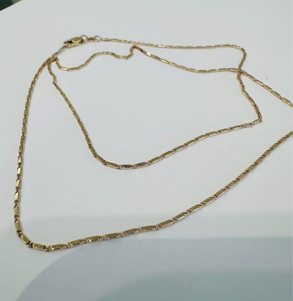 10 Karat yellow gold made in Italy Barleycorn link chain 18”