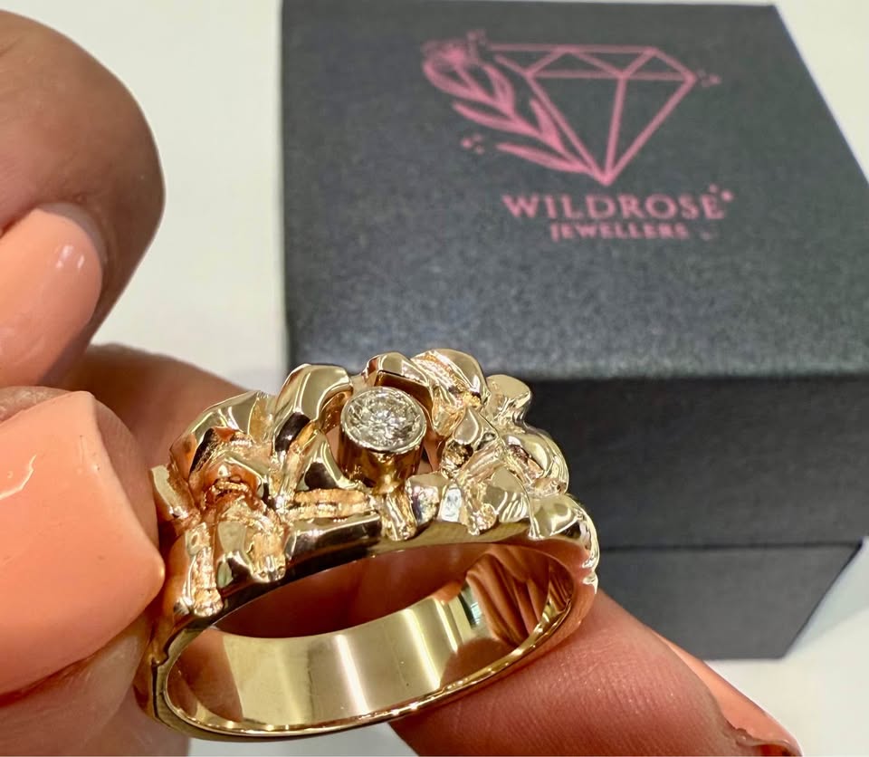10karat Solid Gold Nugget Ring Natural Diamond 0.20CT 10mm