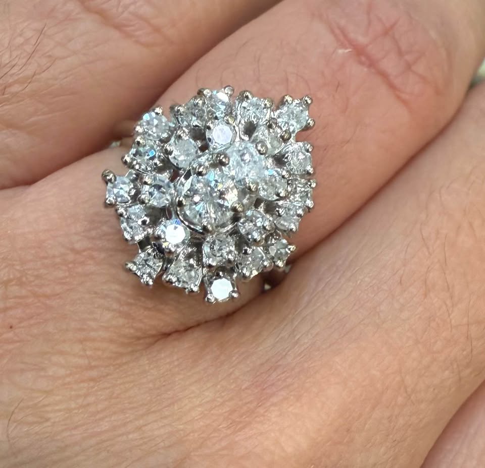 14K Vintage Natural Diamonds 1.00CTW Cluster White Gold Ring