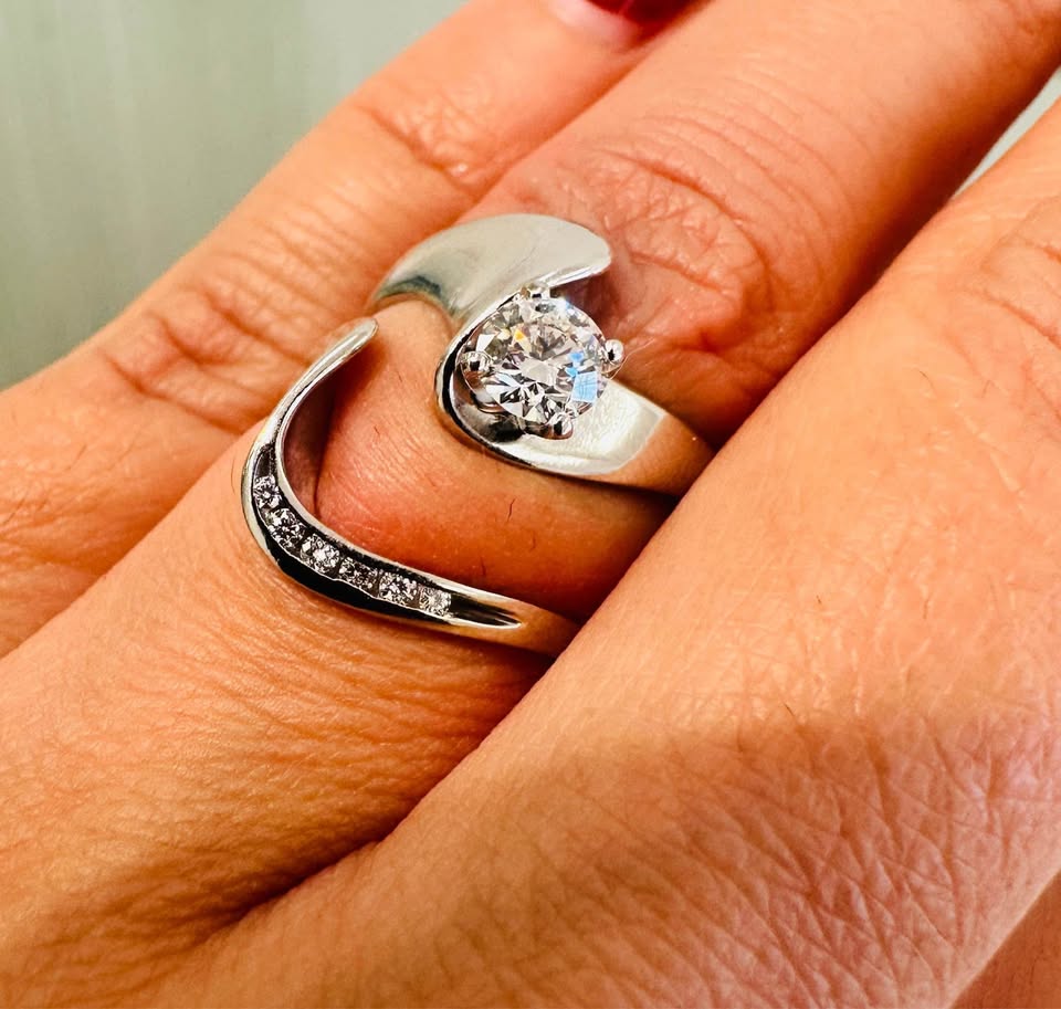 14k Natural Diamond Twist Wedding Set , 0.65CTW Natural Diamonds