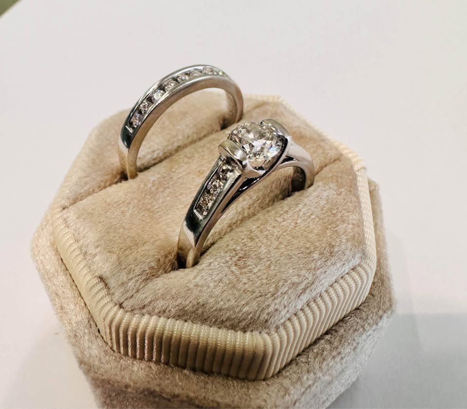Save$$$ Beautiful 14k Wedding Set Natural Diamonds Channel set 1.19CTW