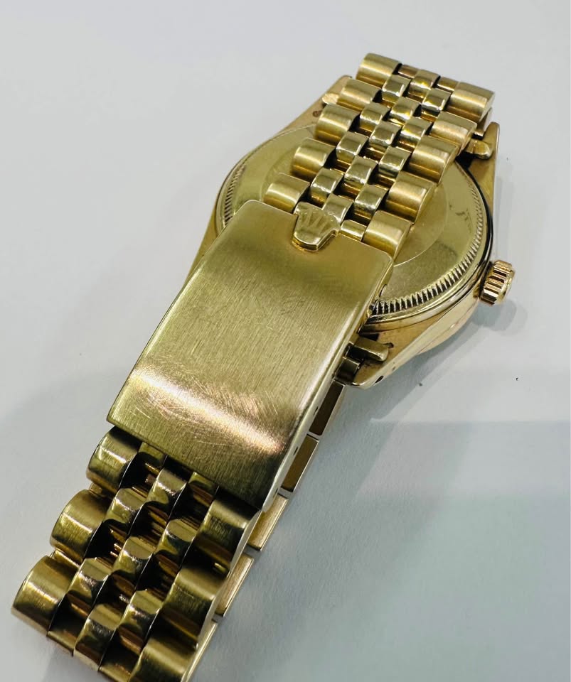 14karat Solid Gold Rolex Oyster Perpetual Date Superlative Chronograph 36mm Model#15037