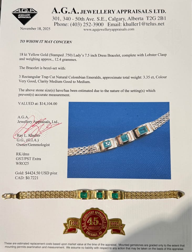 18Karat Natural Colombian Emeralds 3.35 Carats 12.4 Grams Bracelet