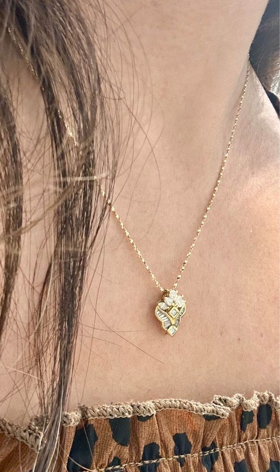 18Karat Vintage Natural Diamonds Necklace