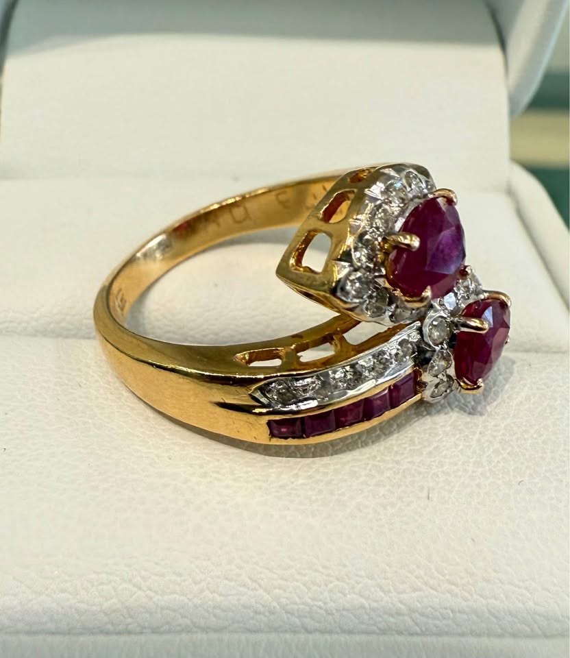 Beautiful 18karat Natural Rubies Dinner Ring , 1.50CTW AA Rubies & 0.50CTW Natural Diamonds