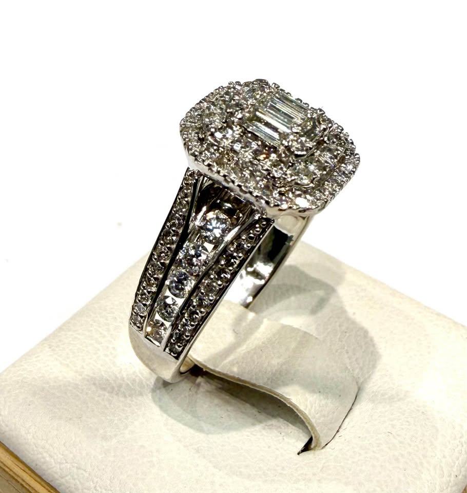 Beautiful 2.00Carats Wedding Set Natural Diamonds Wedding Set In 10karat Gold