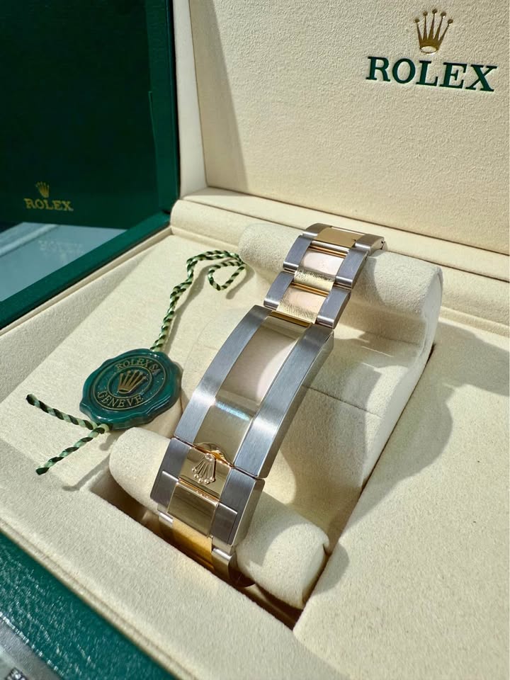 2025 Rolex Sea Dweller Unworn 18k/Stainless Steel , 43mm