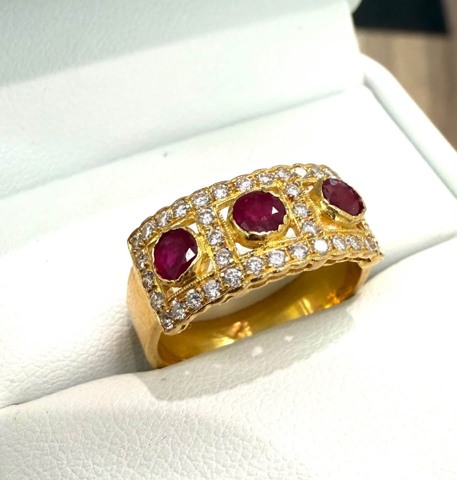 22Karat Natural Cambodian Rubies and Diamonds Dinner Ring