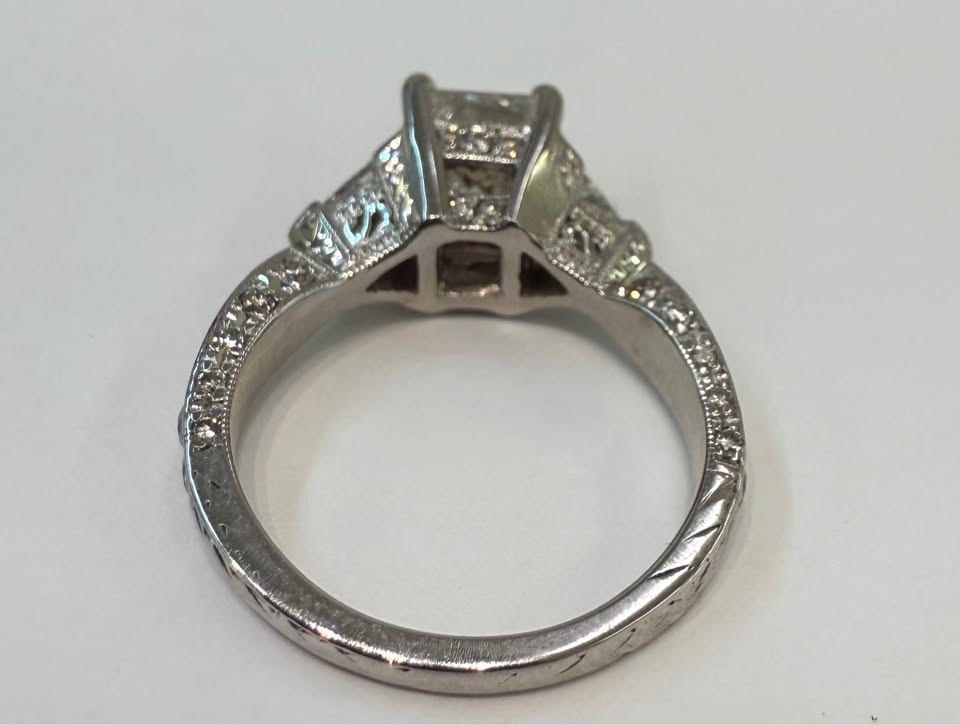 Save 50% off Market Price 3.00 Carat Natural Diamond Platinum Engagement Ring