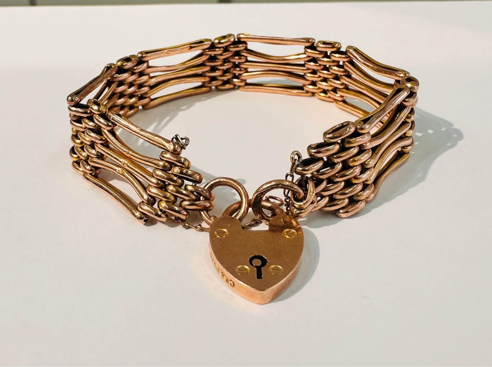 Antique Victorian Chunky Gate Bracelet 9ct Gold Heart Padlock