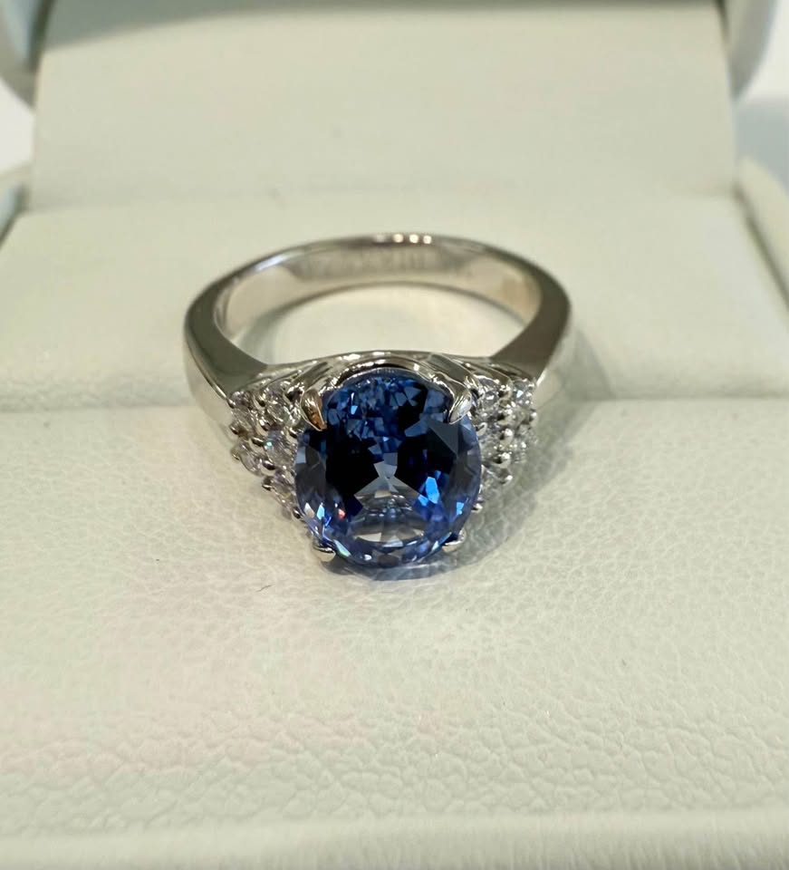 Birks Natural Sapphire and Diamonds 18K wedding set 1.50Carat top Quality Sapphire Save $5000.00