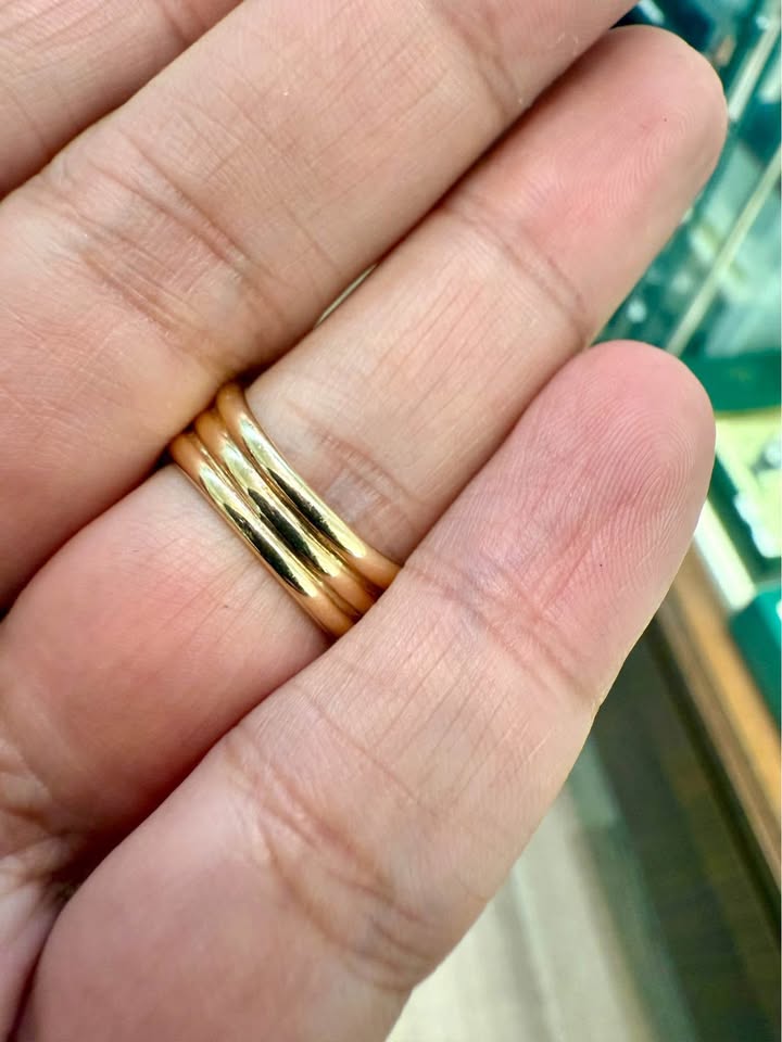 Birks Vintage 1995 Natural 2.14CTW Colombian Emeralds and Natural Diamonds Statement Ring 14k