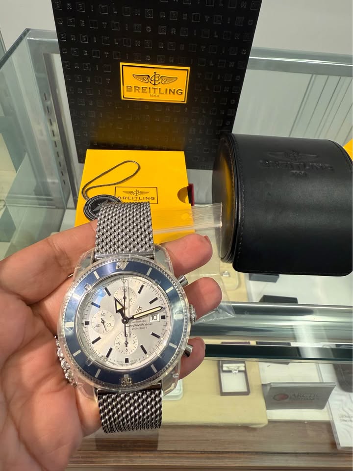 Breitling Heritage Superocean Chronograph 44mm Men’s watch in Mint Condition-Full set