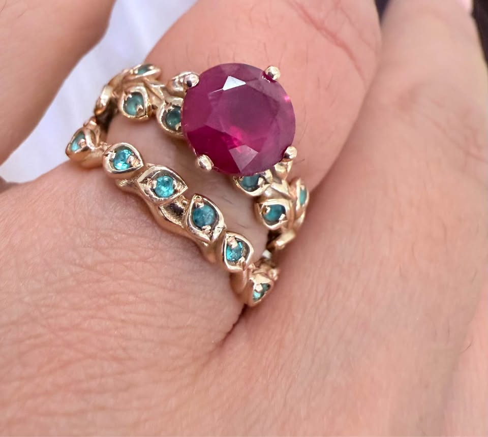 Gorgeous 18Karat Natural Colombian Emeralds & Lab made Ruby Custom Wedding Set