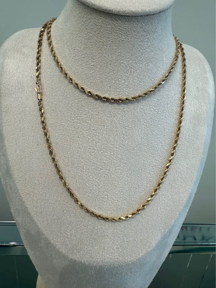 Beautiful Solid Italian Rope Chain 14k Gold 24” 2.7mm Wide , With Heavy Barrel Clasp