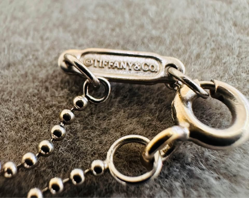 One of a Kind Tiffany&Co 18k Natural Diamonds Necklace 0.70CTW, 20” Beads Chain