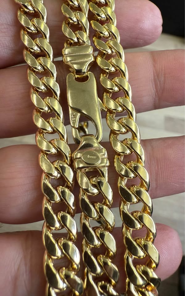 Miami Cuban Chain 14k Italian Chain -Heavy Lobster Clasp - 8mm 22”