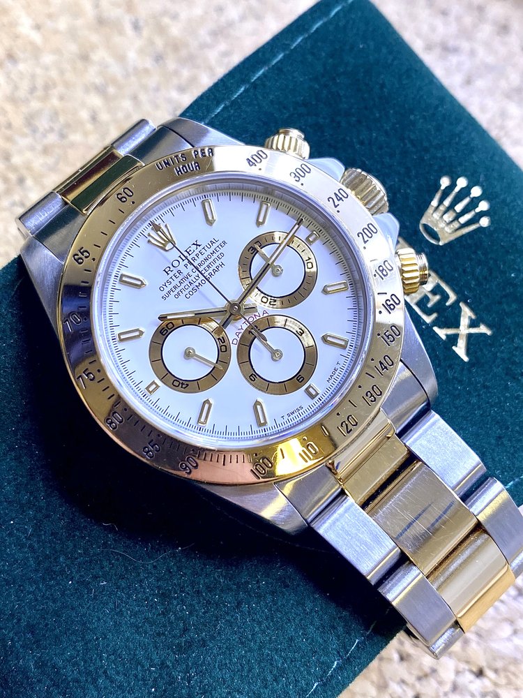 Pre-Owned Rolex Daytona 16523, 18K Gold, 40mm