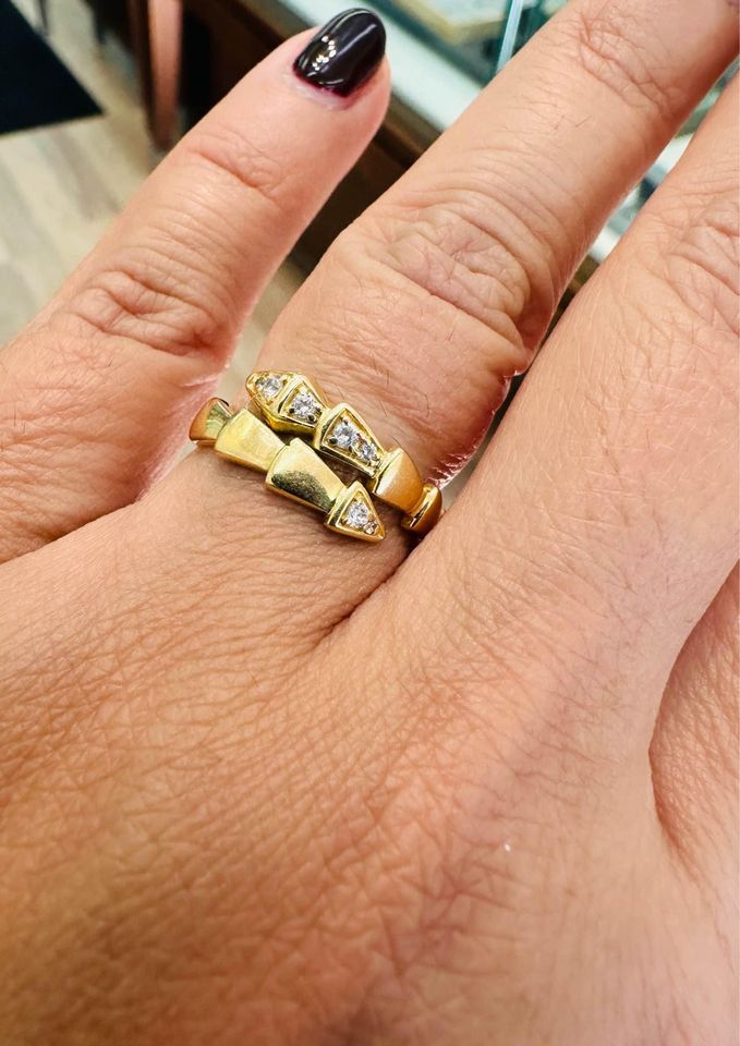 Serpenti Style 18karat Solid Gold Ring