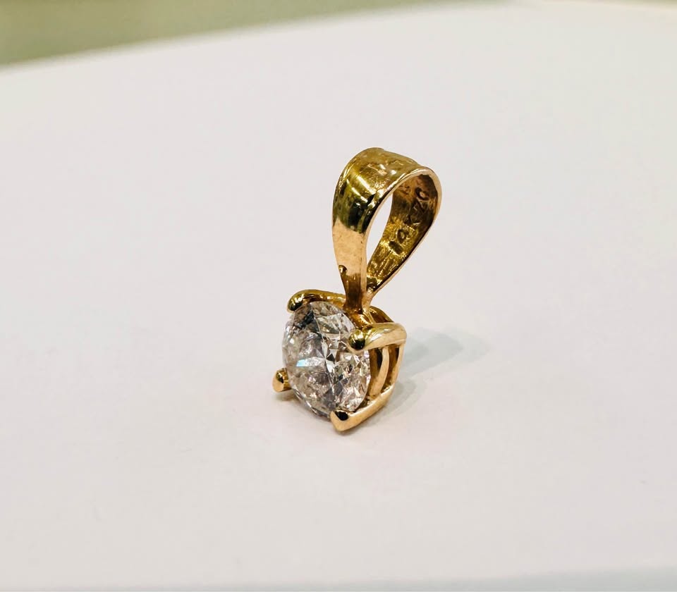 Solitaire 14karat Natural Diamond Pendant 0.25Carat