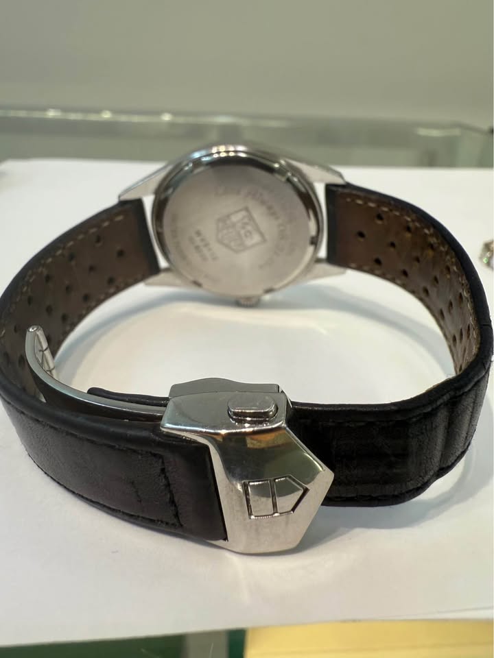 TAG HEUER Carrera Watch WV2112