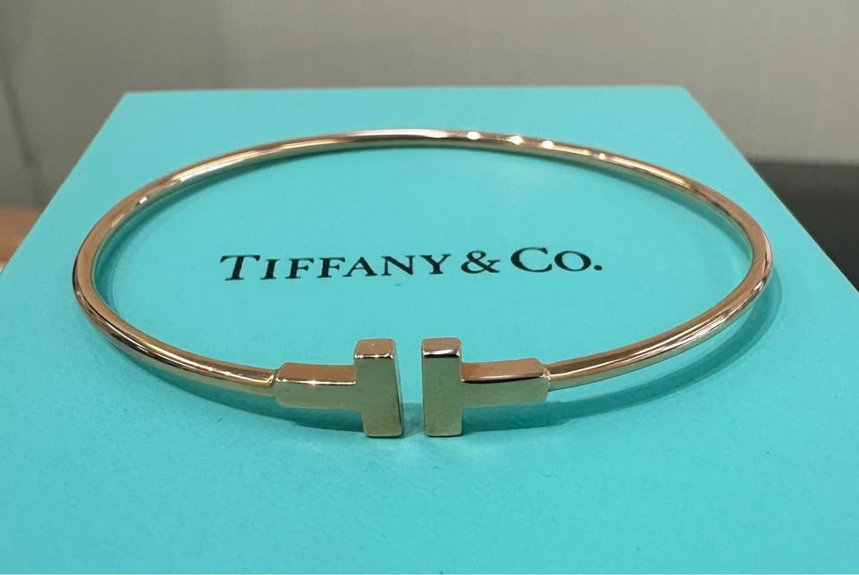 Tiffany & Co T Wire 18k Rose Gold Small Bangle