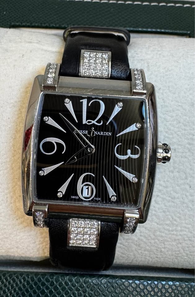 Ulysse Nardin Model # 133-91 Natural Diamonds Watch 1.015CTW