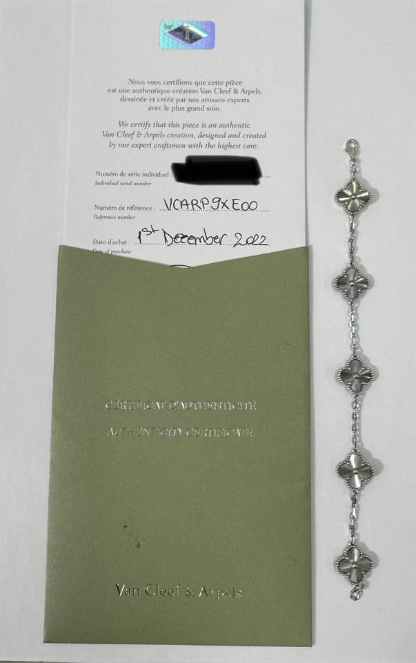 Van Cleef & Arpels 18k Vin Alhambra Guilloche 5 Motifs 750WG VCARP9XE00 with Box & Papers