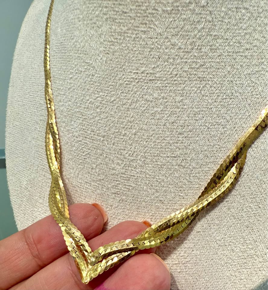 weaved necklace 22k