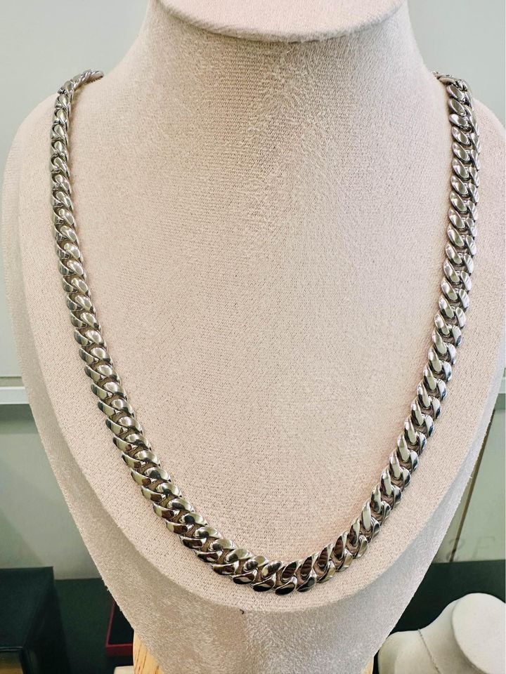 108 grams ,10mm Cuban Sterling Silver Solid Chain