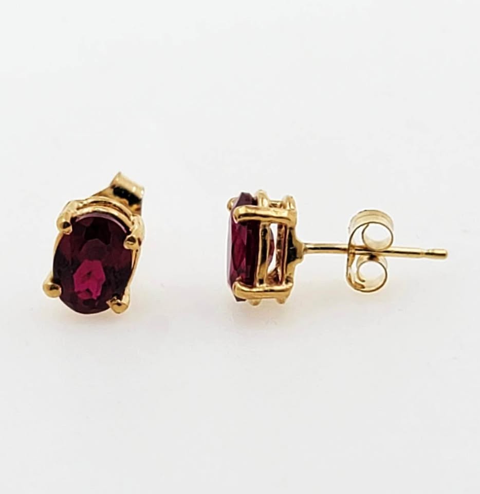 14K Yellow Solid Gold 1.00CTW Oval Shape Ruby Stud Earrings