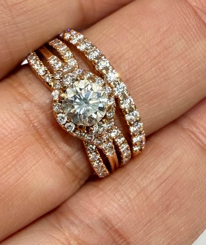 14Karat Rose Gold Natural Diamonds Wedding Set