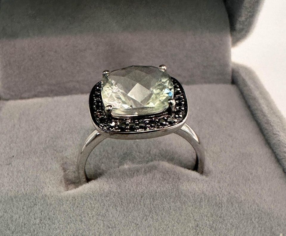 14Karat White Gold , 4.00Carat Green Amethyst & Black Diamonds Ring