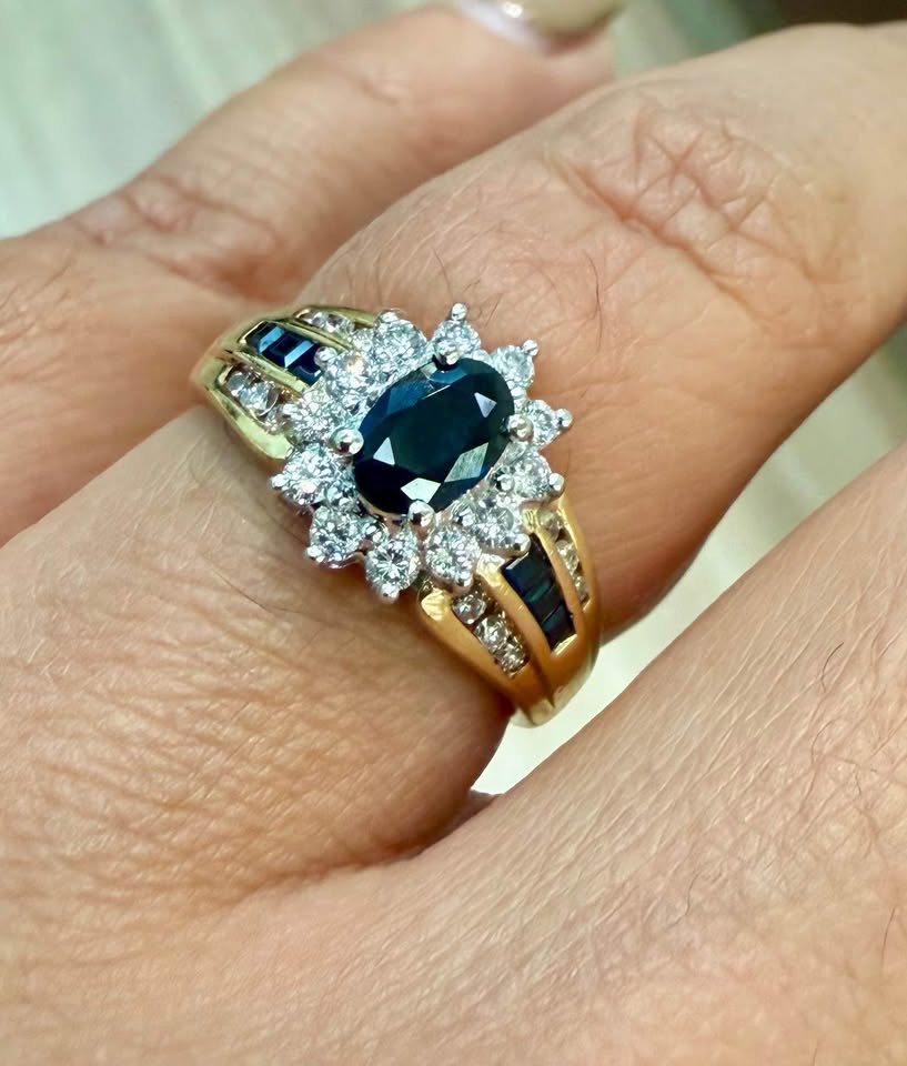 14k Natural Sapphire & Diamonds Vintage Ring