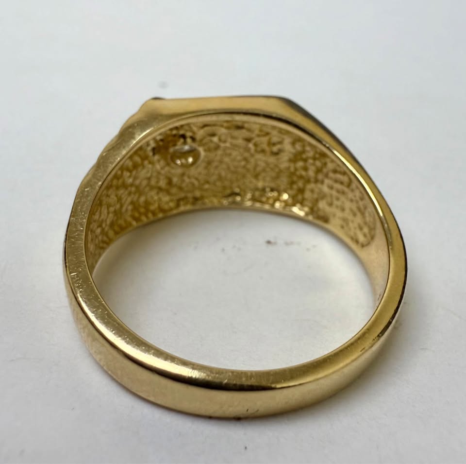 14karat Yellow Gold and Diamond Men’s Signet Ring