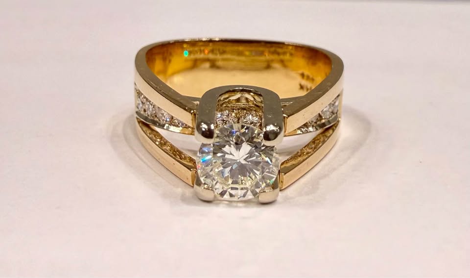 Custom Made Unique 14k Gold Natural Diamond 0.75 Carat Centre + 0.50CTW