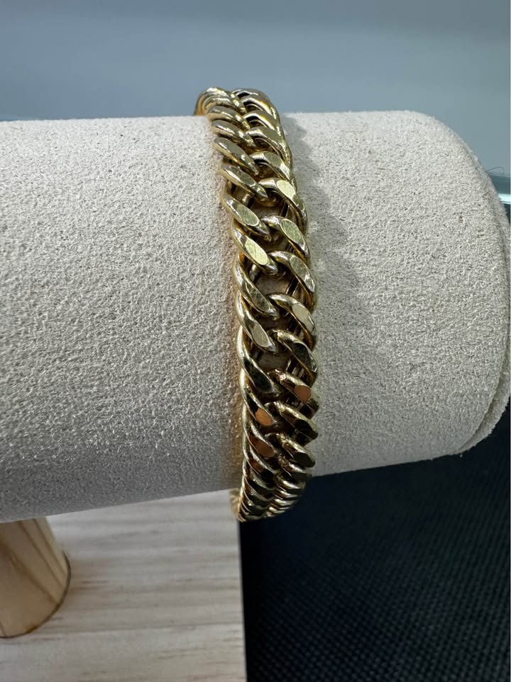 18Karat Japan Gold Cuban Bracelet 8mm