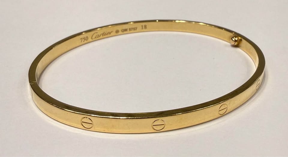 18Karat Love Style Bangle , Size 18