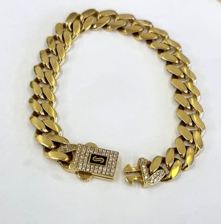 18Karat Monaco style 10mm Set Chain & Bracelet