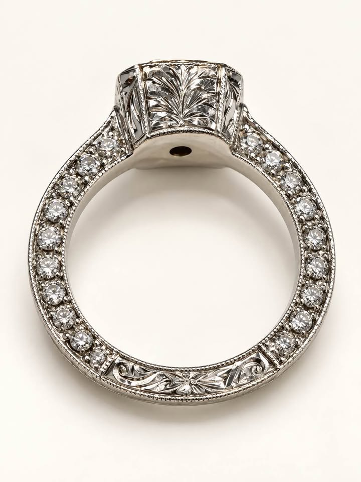 18 Karat Natural Yellow Diamond ArtDeco style Engagement Ring 1.75CTW