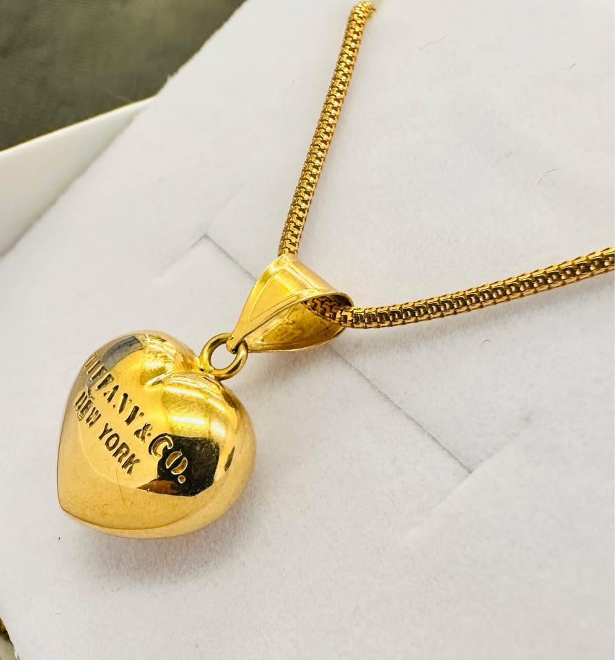 18Karat Yellow Gold Heart Pendant With 18k 18” Snake Chain