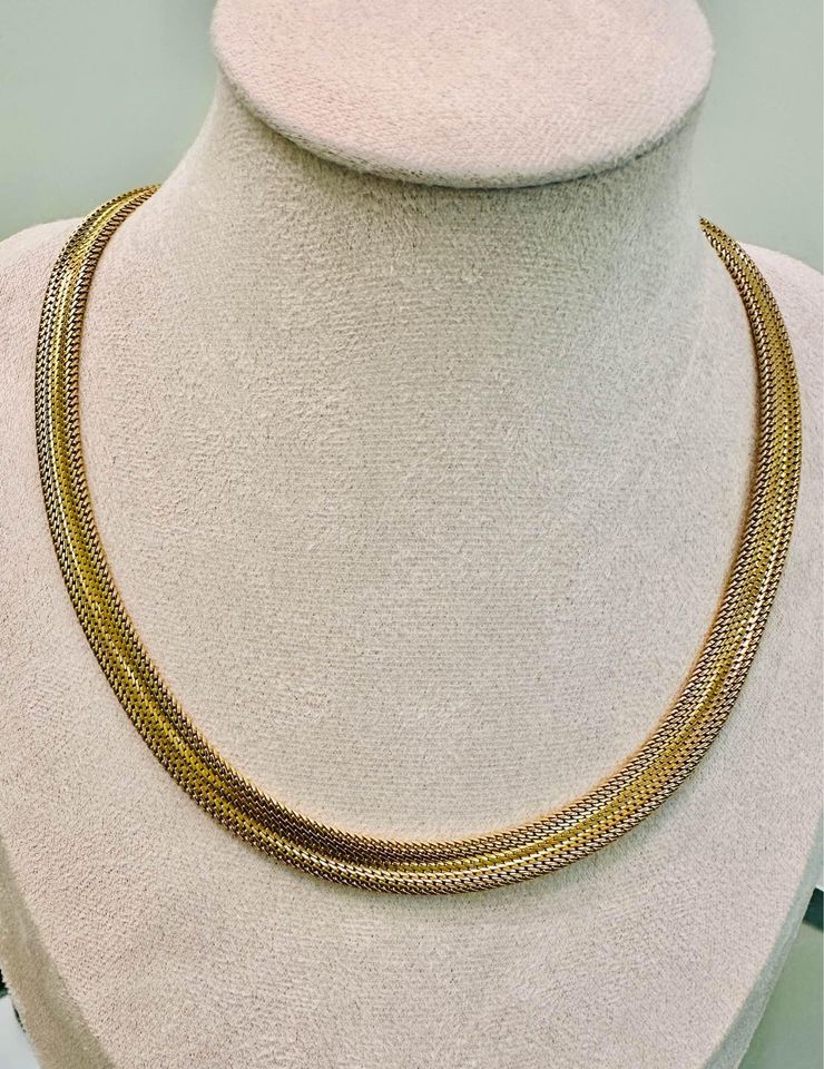 18karat Solid Gold Italian Unique Lady’s Necklace