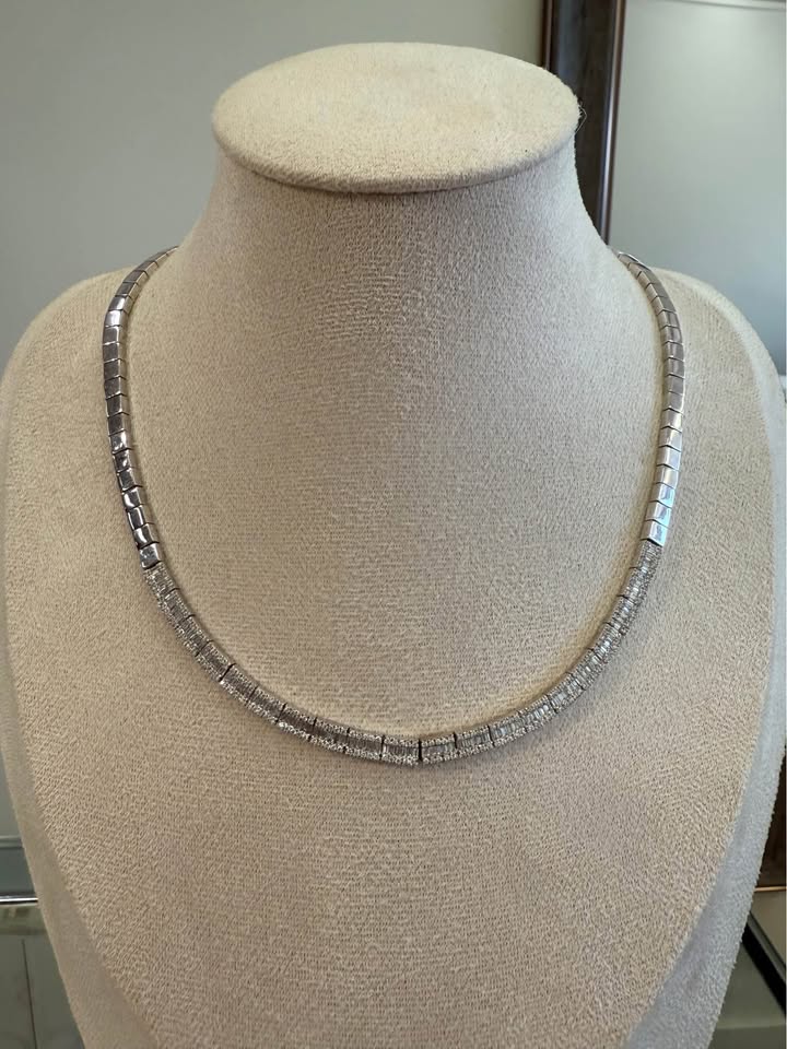 18k white gold 5.00CTW Tennis Necklace VS1-F Quality, 320 Natural Baguette and Rounds ,30grams