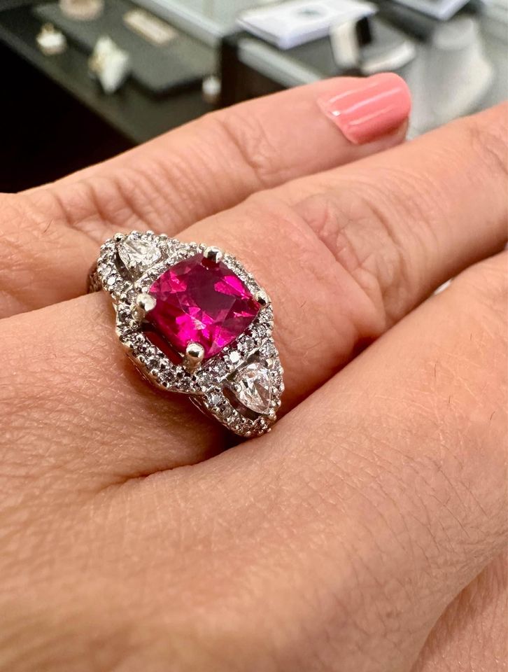 Past Present Future Natural 2.00 Carat Ruby & Diamonds 18karat Ring