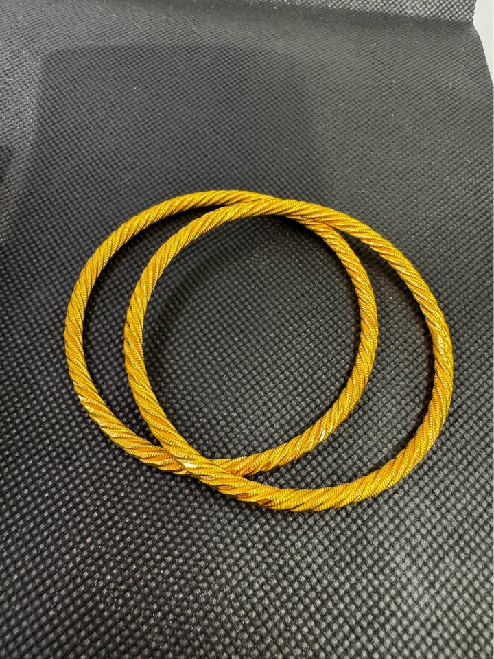 22Karat Gold Bangles