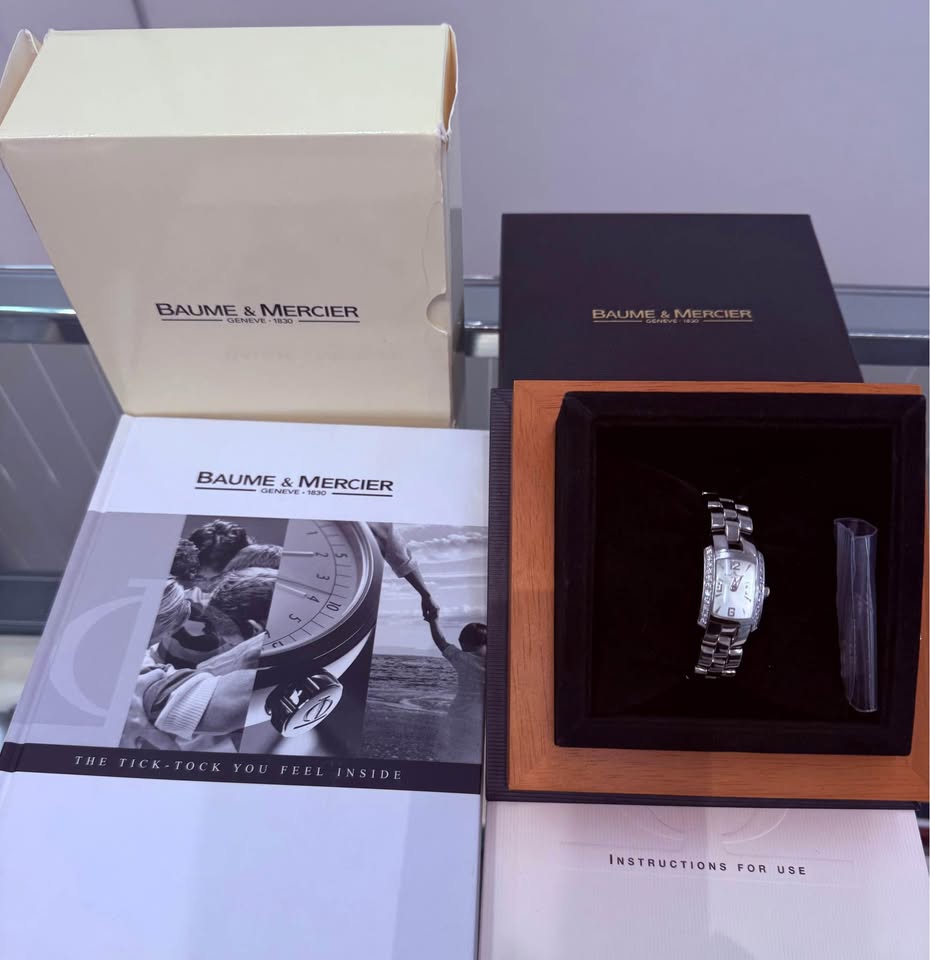 BAUME & MERCIER HAMPTON NATURAL DIAMONDS LIKE NEW FULL SET