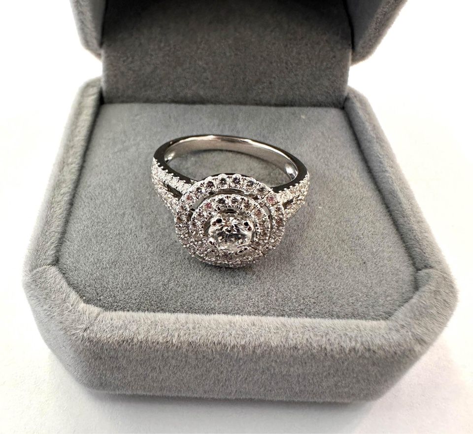 Beautiful 14Karat Double Halo Natural Diamonds 1.00CTW Engagement Ring