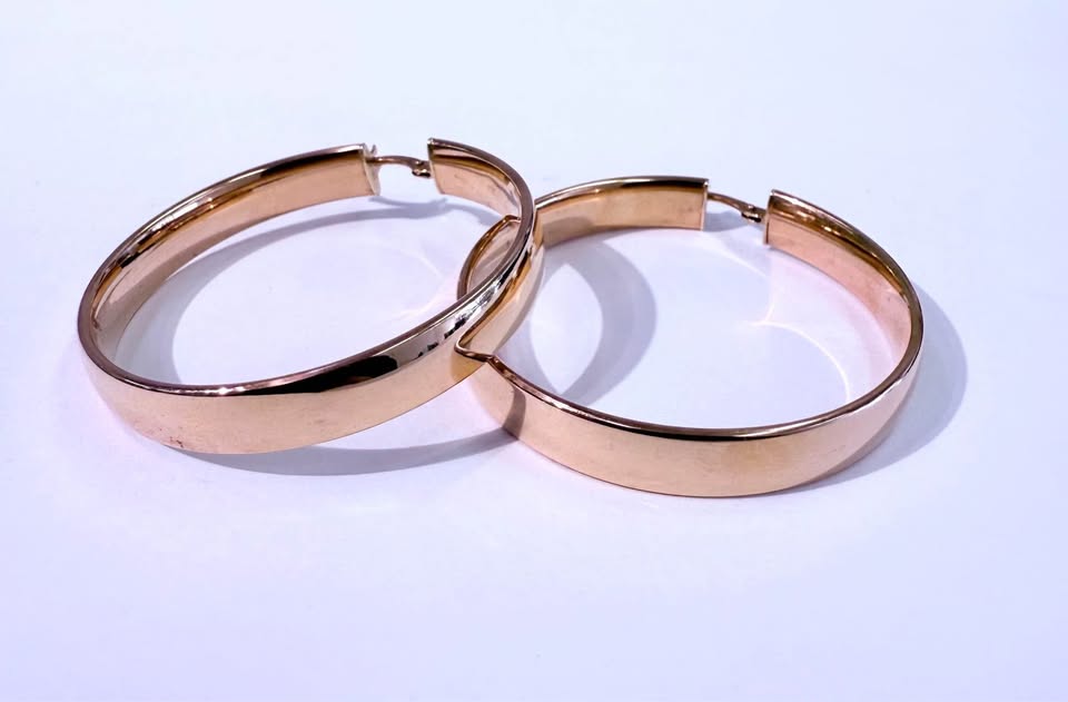 Beautiful Rose 14k Gold Big Hoops , Made In Italy 6mm in Width 38mm Diameter