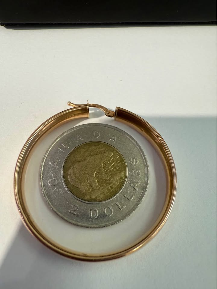 Beautiful Rose 14k Gold Big Hoops , Made In Italy 6mm in Width 38mm Diameter
